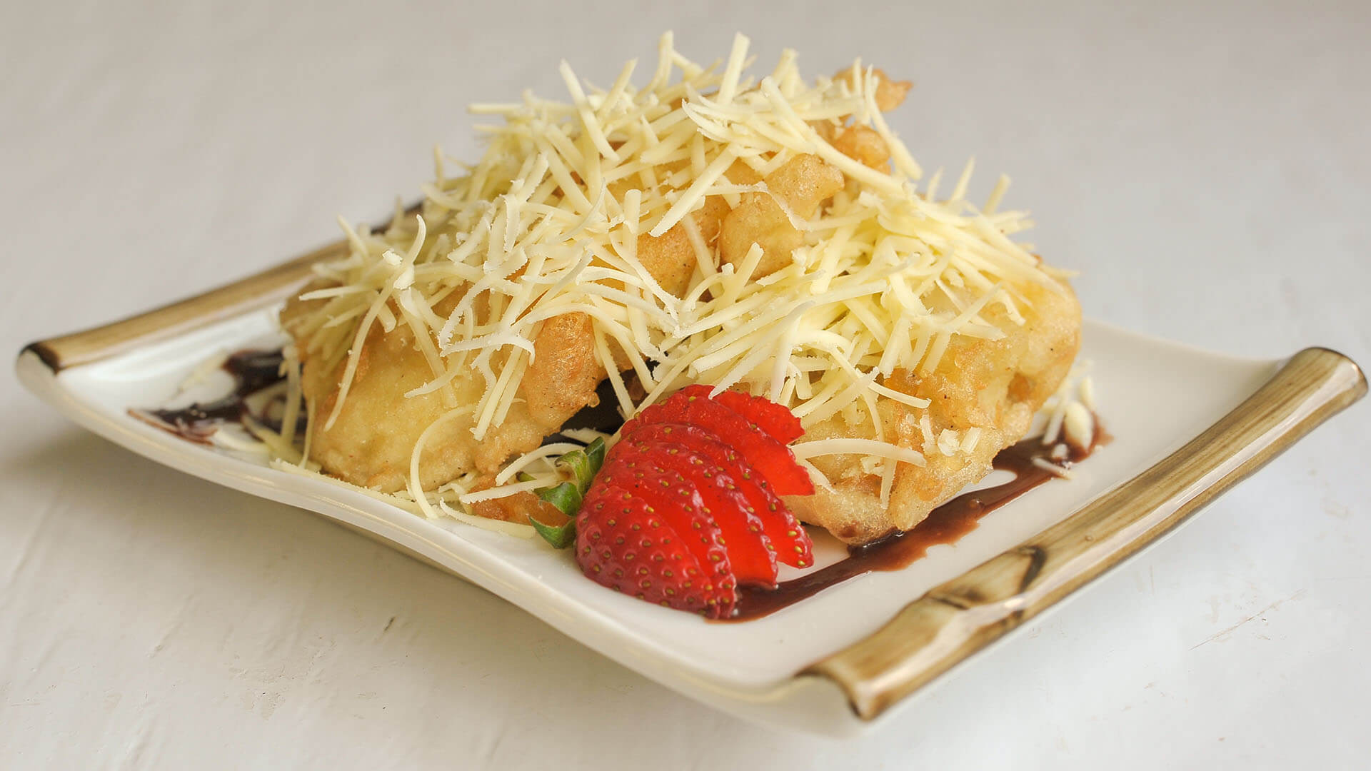 Pisang Goreng Jadi Makanan Penutup Gorengan Terbaik di Dunia